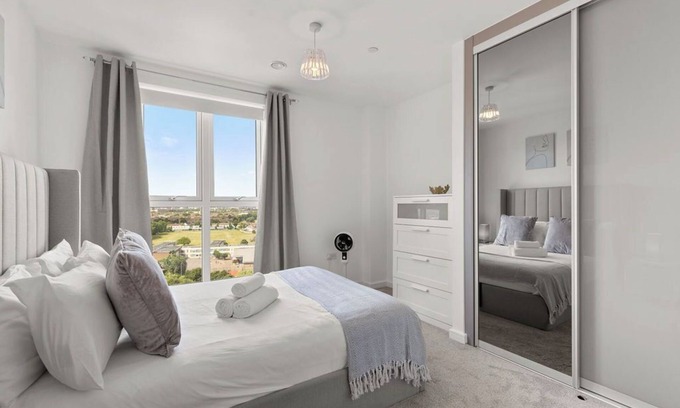 Gascoigne Apartment | The Lasgidi - Two Bed