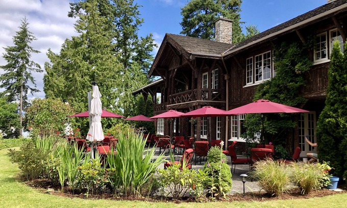 Sidney Bed & Breakfast | The Latch Inn