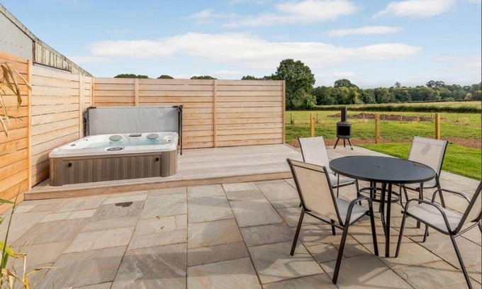 Llantilio Crossenny House | The Laundry Barn