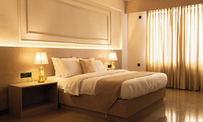 Henima Hotel | The Layover Hotel