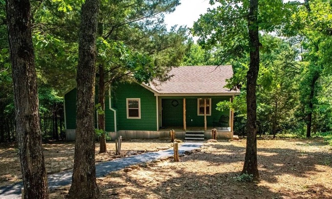 Lindale Cabin | The Leanin' Tree - Nestled Amongst The Piney Woods Of East Texas by RedAwning