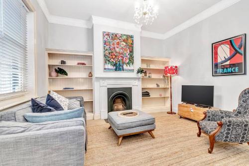 North Adelaide House | The Lemon Tree - Charming Cottage in North Adelaide