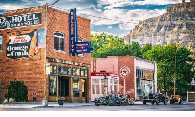 Helper Apartment | The Lincoln Hotel - Suite 1