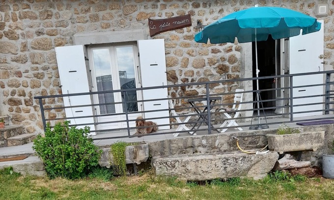 Saint-Barthelemy-Grozon House | The Little Hamlet House in the countryside