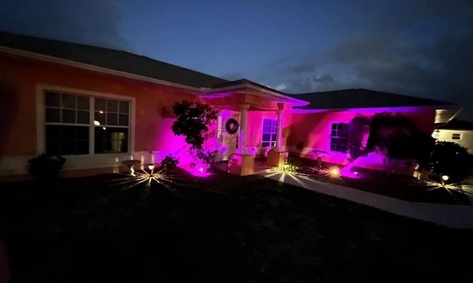 Joel House | The Little Coconut Flower. Enjoy serene Florida time with friends, and family .