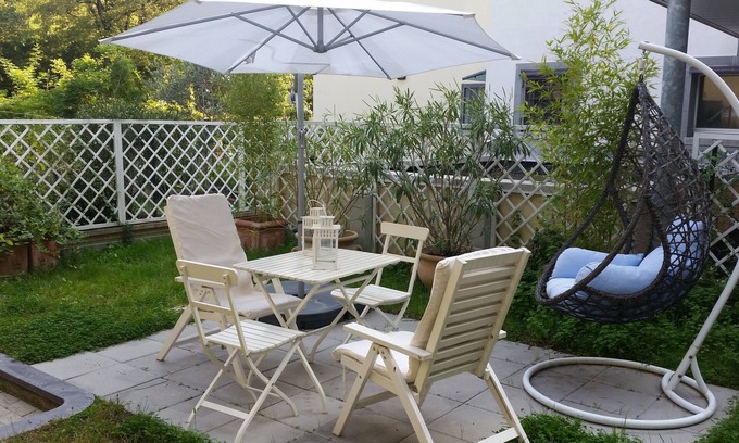 Province of Bologna Apartment | "The Little Garden," Studio apartment, garden and private parking space Airport+Ducati