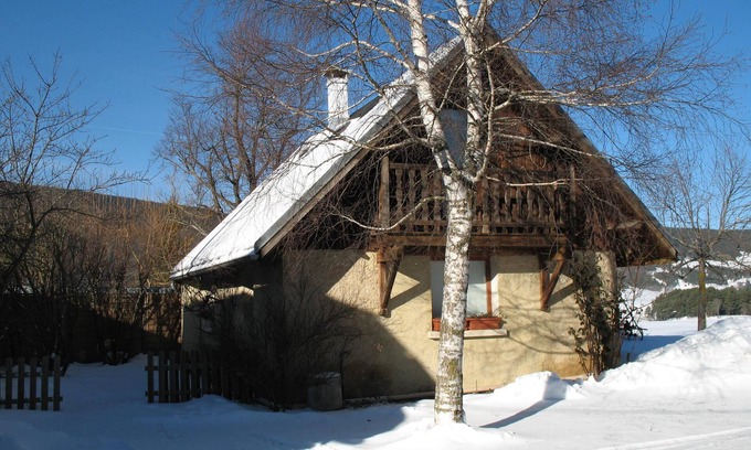 Villard-de-Lans House | the little house with Caps