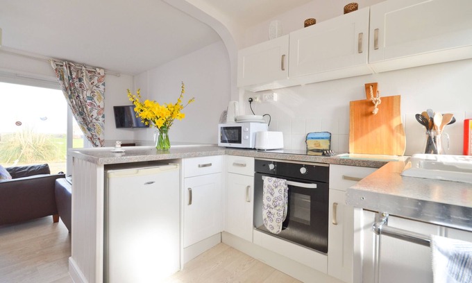 Seaview Cottage | The Lobster Pot, Seaview