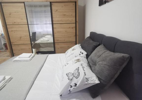 Kragujevac Apartment | The Location Central Town Apartament
