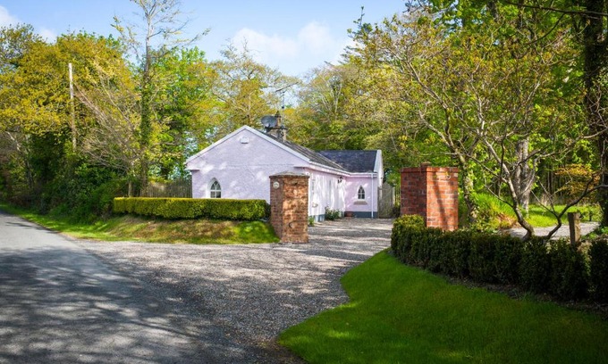 Cahore House | The Lodge at Clonganny House