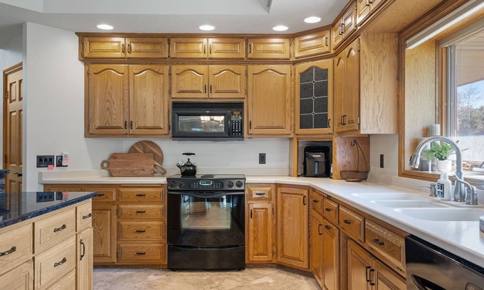 Sauk Rapids Villa | The Lodge at Enchanted Pines
