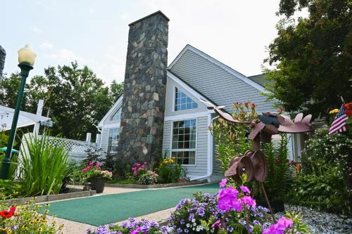 Jackson Hotel | The Lodge at Jackson Village