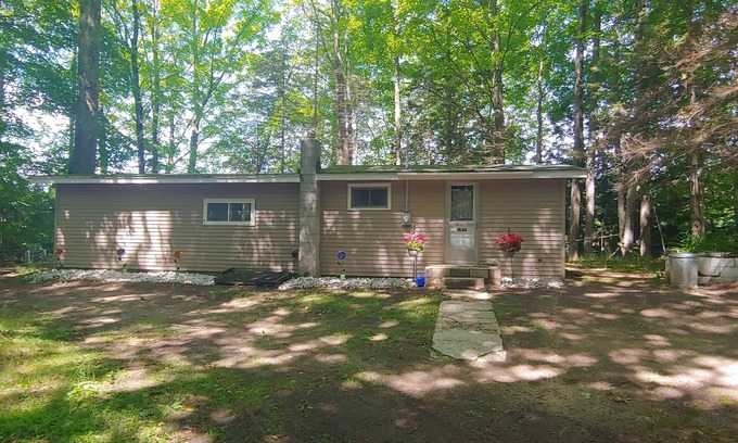 Manistee Cabin | The Lodge in Manistee