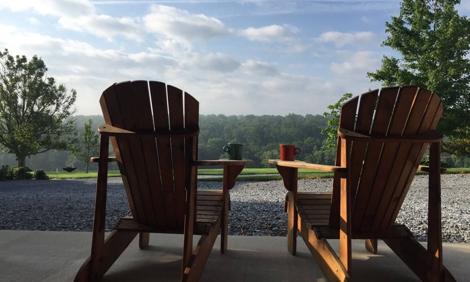 Steelville House | The Loft at Jackson Farm - Your Relaxing Destination!
