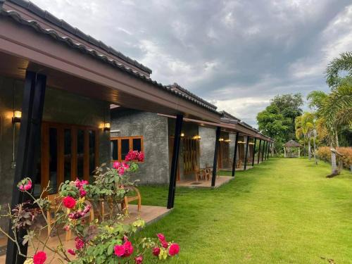 Chiang Rai Resort | The Loft Baannaisuan