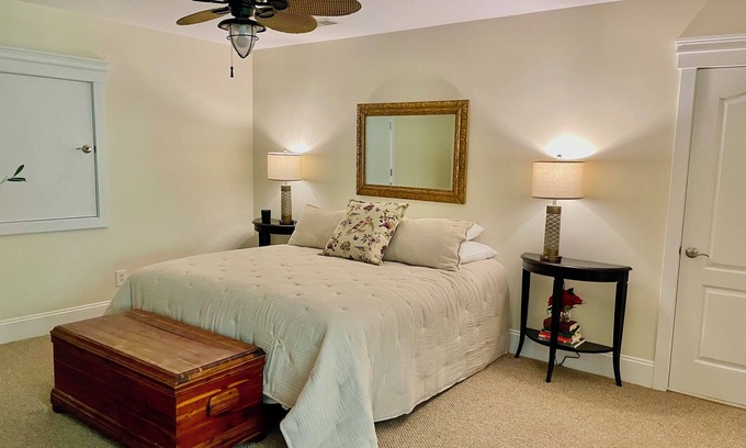 Mount Mourne Apartment | The Loft is a large beautiful apartment.2 miles from Davidson/4 from Mooresville