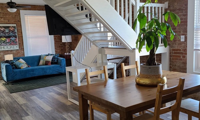 Bridgeton Apartment | The Lofts of North Main Street