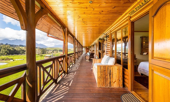 Stellenbosch House | The Log Cabin