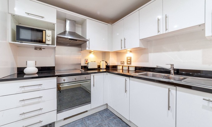 Bermondsey Apartment | The London Bridge Collection