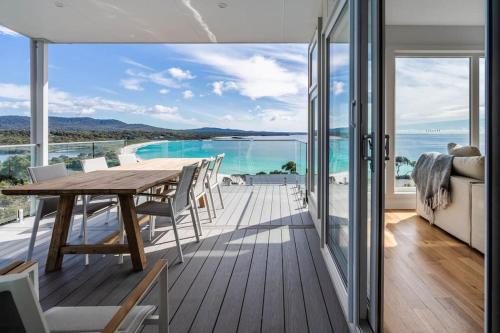 Binalong Bay House | The Lookout Bay of Fires