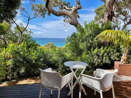 Eagle Bay Apartment | The Lookout, Eagle Bay