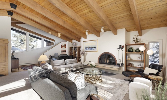 Snowmass Village House | The Lupine Estate | Slopeside Ski In/Out Paradise