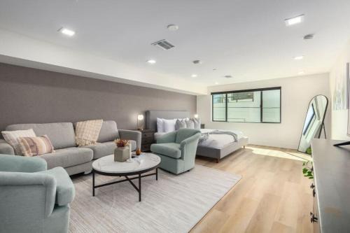 South Scottsdale House | The LUX at Craftsman - Heart of Old Town Studio 3