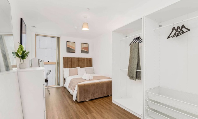 Ladywell Apartment | The Luxx - One bed - Lewisham