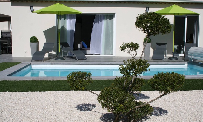 Saint-Marcel-de-Careiret House | The Mapokia1 air-conditioned villa with private heated pool near Uzés *.