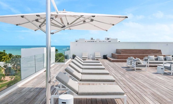 Palm Cay Condo | The Malabar Condo