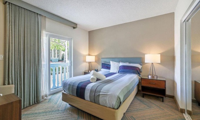 Coconut Grove Apartment | The Malone