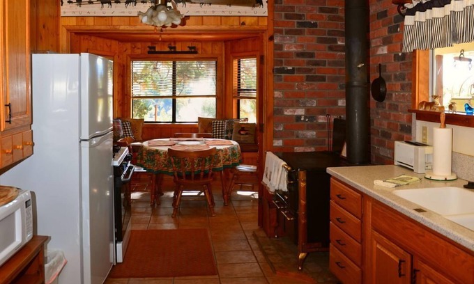 Julian Other | The Manzanita Cottage at Shadow Mountain Ranch!