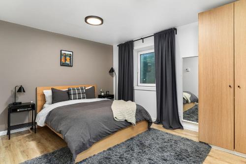 Maple Leaf Apartment | The Maple House
