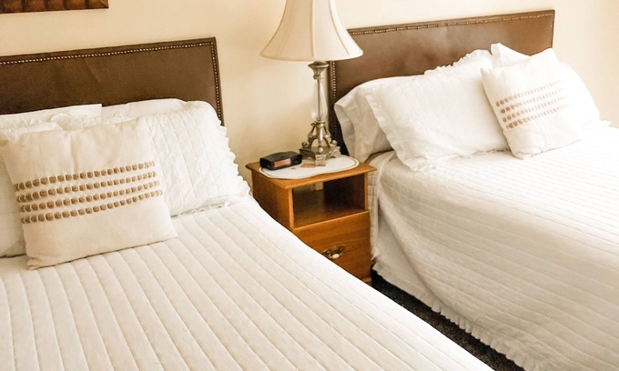 Whitehall Apartment | The Maple Tree Inn - #16