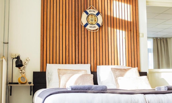 Municipality of Wijdemeren Apartment | The marine apartment near Amsterdam by Weltevreden Experience