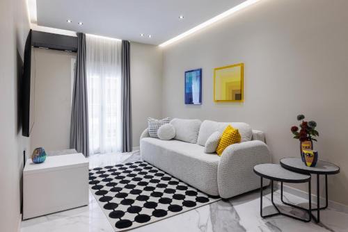 Thessaloniki City Centre Apartment | The Martini Apartments by halu! - Modern apartments in the center