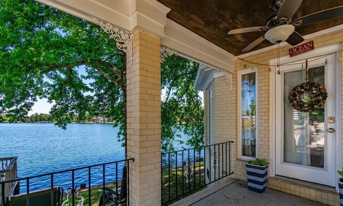 Portsmouth House | The Mermaids Lair 🧜‍♀️