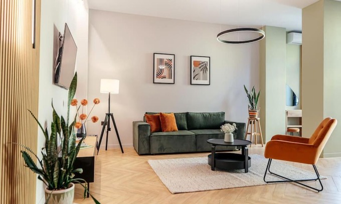 Satu Mare Apartment | The Middle House
