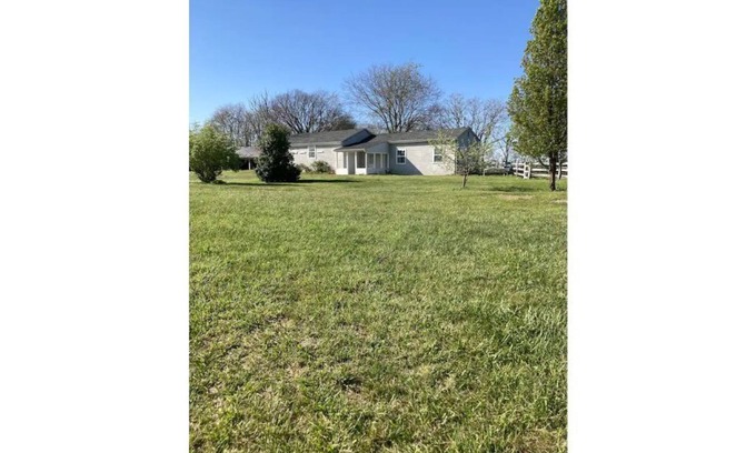 Locust Dale House | The Milkhouse at Lovell Farm(1840 historical farm)
