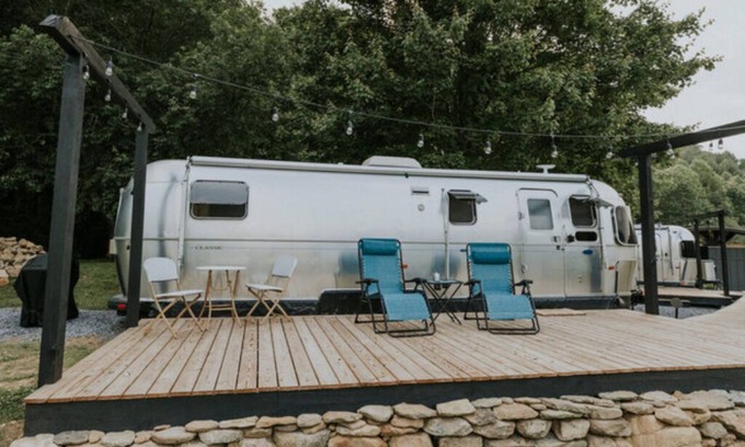 Flag Pond House | The Mimi Unit 9- Not Pet Friendly - Glamping Retro