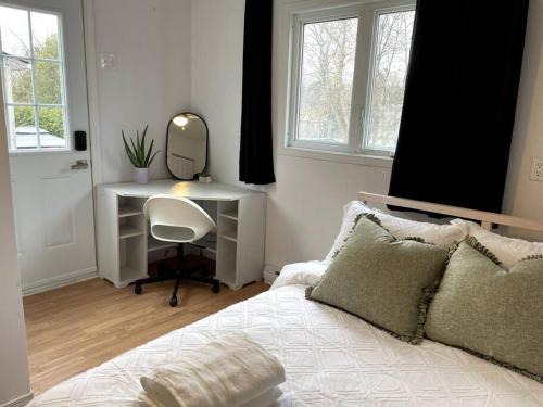 Hull Apartment | The Mini Apartment on Richer