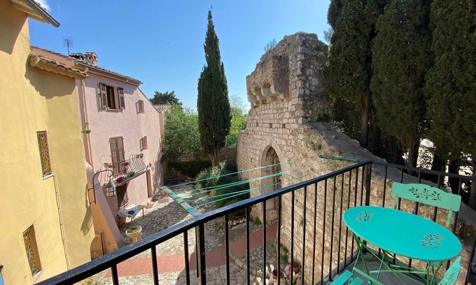 La Turbie House | The Mito - Augustus Tower