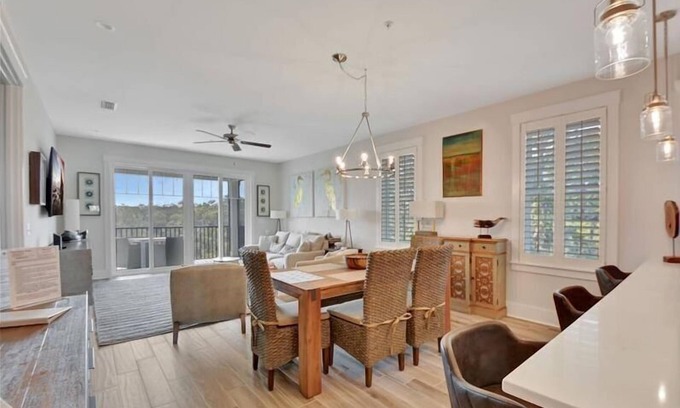 Jekyll Island Condo | The Moorings #36 Luxe Riverfront Condo!