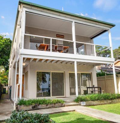 Iluka House | The Moorings