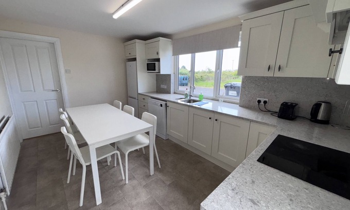 Dundalk House | The Moorlands Dundalk
