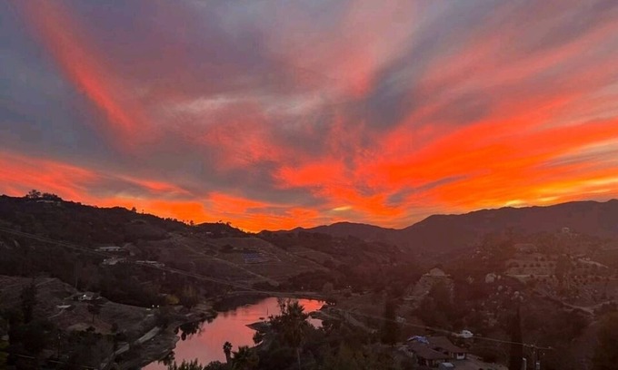 Fallbrook Villa | The most breathtaking lake and mountain view