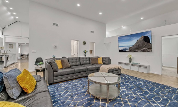 Seattle Metro Area Apartment | The Nest At Columbia City