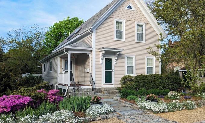 Rockport House | The Nest at Pigeon Cove: Modern farmhouse with all the comforts of home!