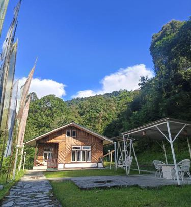 Pelling Hotel | The Nettle and Fern Farmstay
