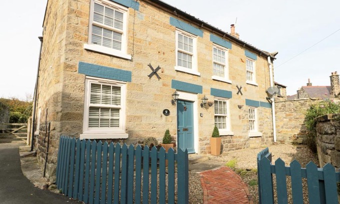 Cloughton House | The Nook at 29 High Street